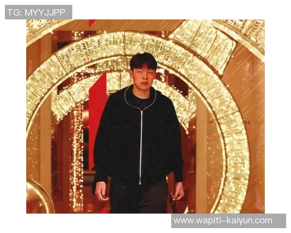 斯普利特回应杨瀚森体现！赞策应与低位单打，高情商谈未实现天分