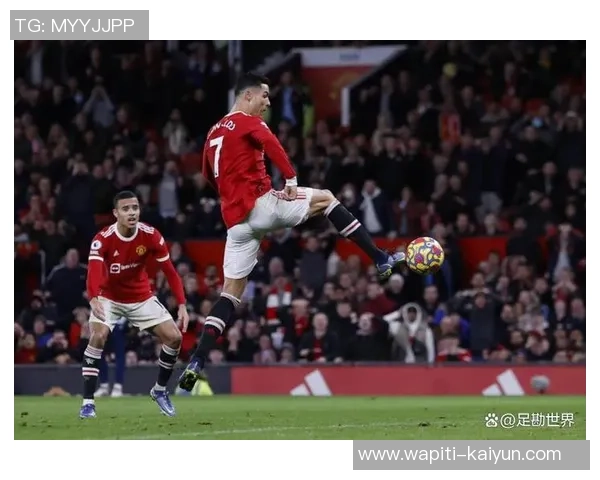 曼联高层对阿莫林不合曝光，两人力挺两人质疑！12月战绩或定未来